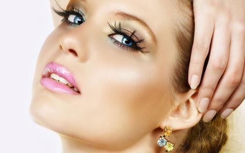 日本少女长睫毛,揭秘东方美眸的秘密