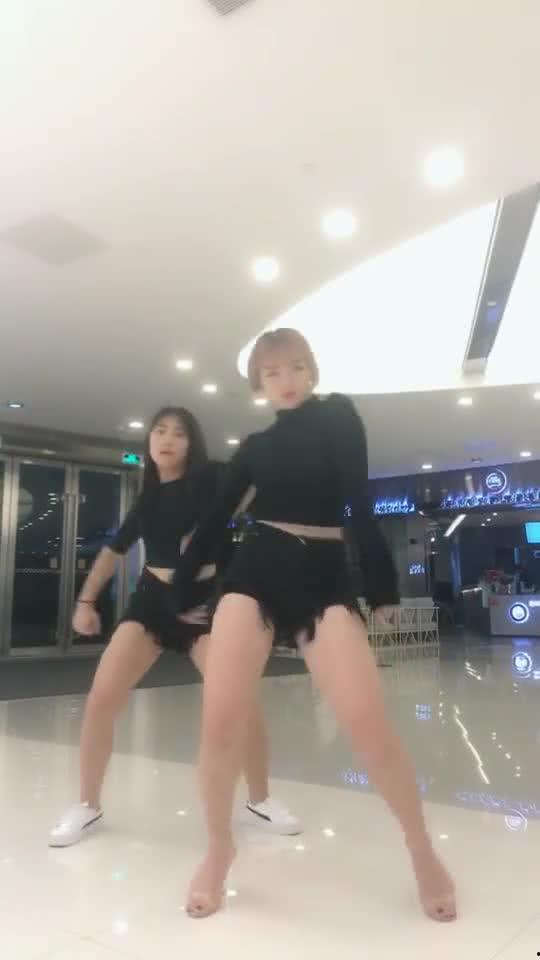 国产视频舞,舞动青春，展现民族风采