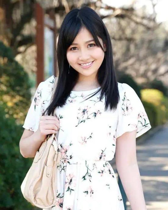 爱迪演员 拍av,AV作品引发热议