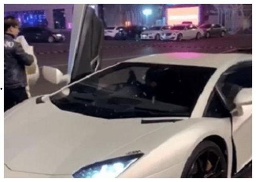 车  丝袜 吧,探寻车模界的时尚魅力