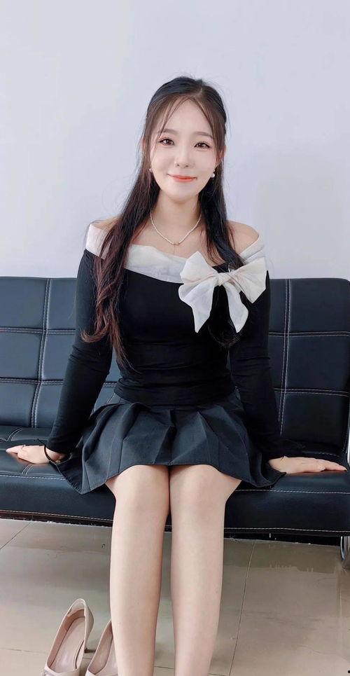 白领丝袜老婆小说,一段激情四溢的都市爱情传奇